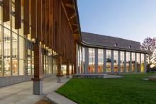 SNHU New Library: Photo by Chuck Choi